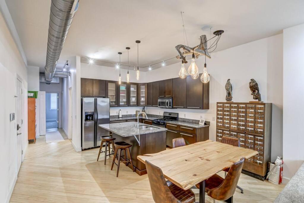 Lovely 2-Bedroom Unit In 스프링필드 외부 사진